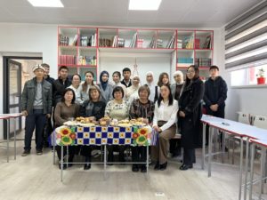 photo_5197384202163714558_y