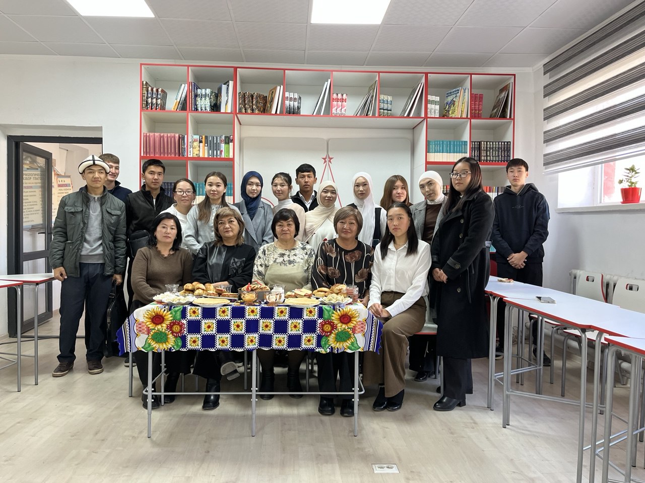 photo_5197384202163714558_y